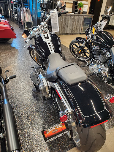 Harley-Davidson Dealer «Harley-Davidson of Staten Island», reviews and photos, 442 Bay St, Staten Island, NY 10304, USA