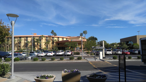Shopping Mall «Biltmore Fashion Park», reviews and photos, 2502 E Camelback Rd, Phoenix, AZ 85016, USA