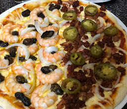 Venecia's House Pizza photo