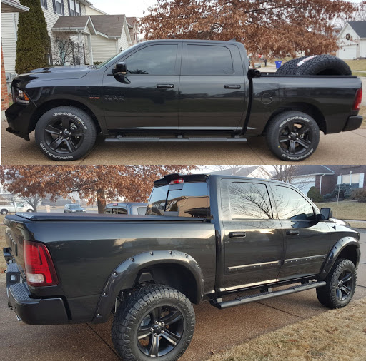 Car Dealer «Century Dodge Chrysler Jeep Ram», reviews and photos, 13500 Veterans Memorial Pkwy, Wentzville, MO 63385, USA