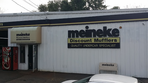 Auto Repair Shop «Meineke Car Care Center», reviews and photos, 1106 Gallatin Pike N, Madison, TN 37115, USA