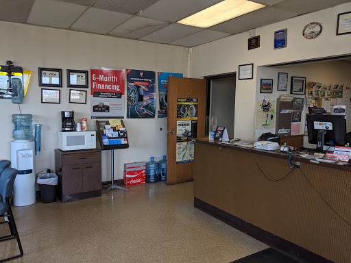Diamond Jims Auto & Tire Service Center image 5