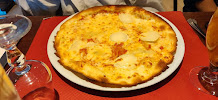 Plats et boissons du Pizzeria DISTRIBUTEURS DE PIZZAS LA PLADZA SAINT CAST LE GUILDO - n°3