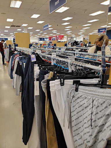 Department Store «Marshalls», reviews and photos, 550 Kinderkamack Rd, Emerson, NJ 07630, USA