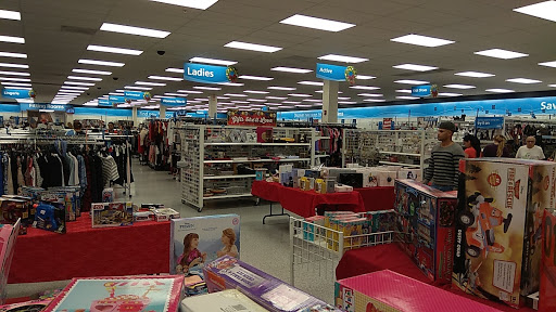 Clothing Store «Ross Dress for Less», reviews and photos, 12680 W Sunrise Blvd, Sunrise, FL 33323, USA