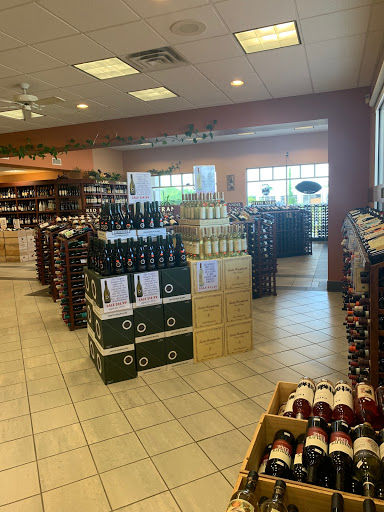 Wine Store «Shamrock Wine & Liquor», reviews and photos, 3565 US Hwy 9w, Highland, NY 12528, USA
