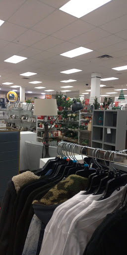 Shopping Mall «Park Forest Shopping Center SW», reviews and photos, 3544 Forest Ln, Dallas, TX 75234, USA