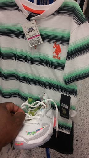 Clothing Store «Ross Dress for Less», reviews and photos, 5901 Wesley Grove Blvd, Wesley Chapel, FL 33544, USA