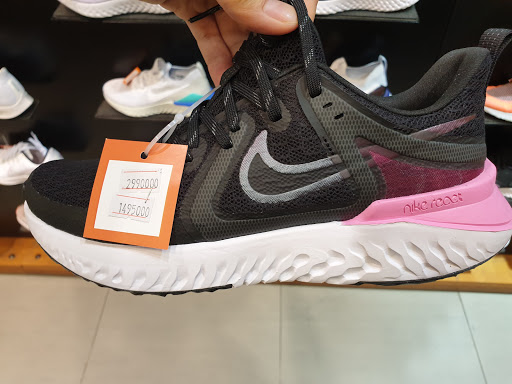 Nike shop hanoi