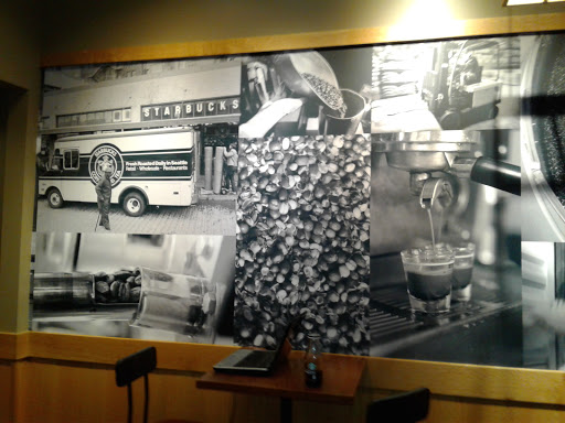 Coffee Shop «Starbucks», reviews and photos, 6537 S 27th St, Franklin, WI 53132, USA