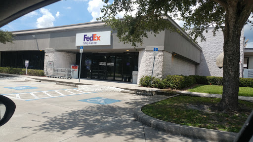 Shipping and Mailing Service «FedEx Ship Center», reviews and photos, 5101 W Waters Ave, Tampa, FL 33634, USA
