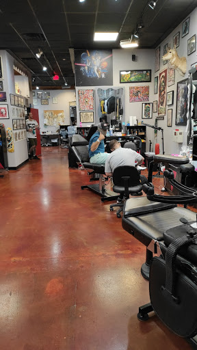 Body Piercing Shop «Atomic Tattoos», reviews and photos, 459 Brandon Town Center Dr, Brandon, FL 33511, USA
