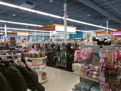 Discount Store «Here Today St Charles», reviews and photos, 800 S Duchesne Dr, St Charles, MO 63301, USA