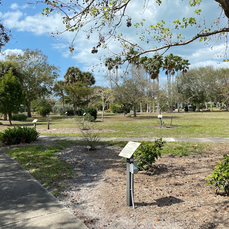 Monty Andrews Arboretum @ West Blalock Park