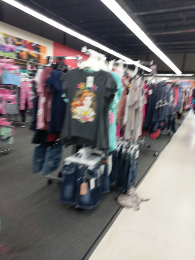 Outlet Store «VF Outlet», reviews and photos, 375 Faunce Corner Rd, North Dartmouth, MA 02747, USA