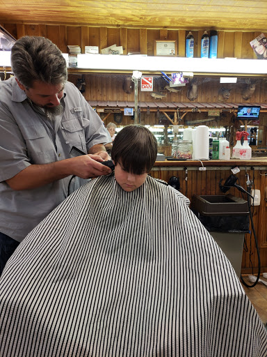 Barber Shop «Kingwood Barber Shop», reviews and photos, 1317 Northpark Dr #103, Kingwood, TX 77339, USA