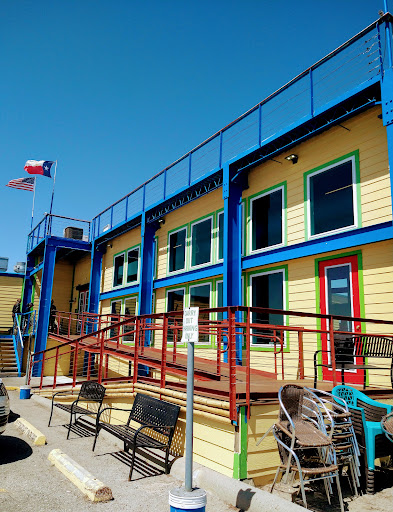 Bar & Grill «Paradise Key Dockside Bar & Grill», reviews and photos, 165 Cove Harbor N, Rockport, TX 78382, USA