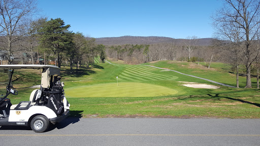 Golf Course «Woods Golf Course», reviews and photos, 5 Clubhouse Ridge, Hedgesville, WV 25427, USA