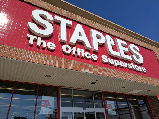 Office Supply Store «Staples», reviews and photos, 8913 Town and Country Cir, Knoxville, TN 37922, USA