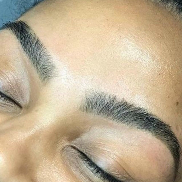Aqua Clinique Beauty & Brows 33157