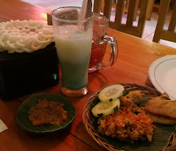 Lesehan Aldan Cabang Sriwijaya photo