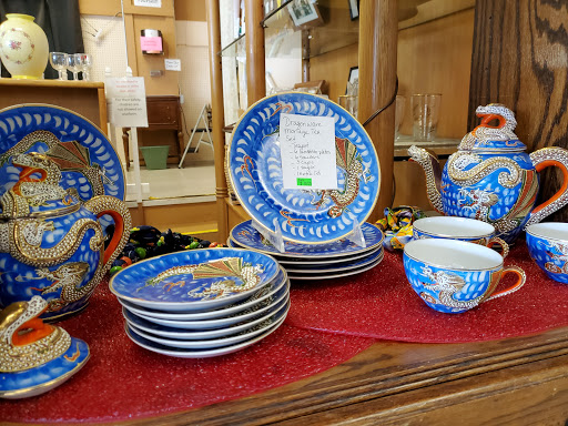 Thrift Store «Top Notch Thrift Store», reviews and photos, 1844 Columbia Blvd, St Helens, OR 97051, USA