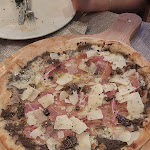 Photo n°4 de l'avis de Marcell.� fait le 03/05/2024 à 18:32 sur le  Paper old Moon à Syracuse