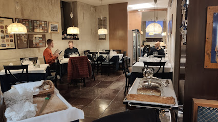 Patelli Restaurant - Via Dietro le Mura A, 1/5, 38122 Trento TN, Italy