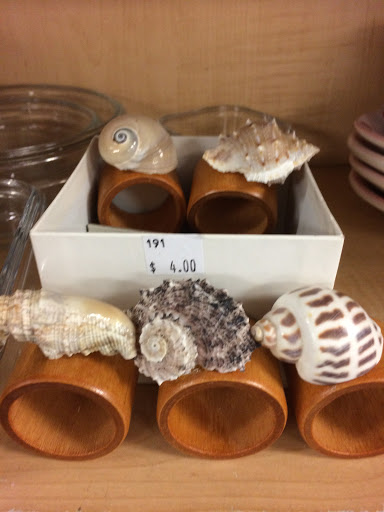 Thrift Store «Out of the Closet Thrift Store», reviews and photos, 2097 Wilton Dr, Wilton Manors, FL 33305, USA