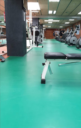 Poliesportiu Municipal Marina-Besòs en Sant Adrià de Besòs, Barcelona