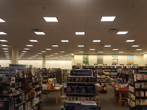 Book Store «Barnes & Noble», reviews and photos, 13719 W Bell Rd, Surprise, AZ 85374, USA