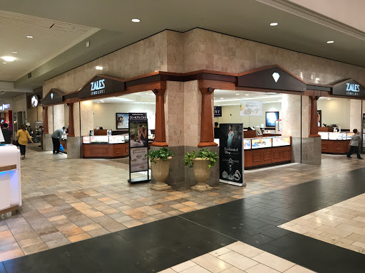 Jewelry Store «Zales - The Diamond Store», reviews and photos, 6020 82nd St, Indianapolis, IN 46250, USA
