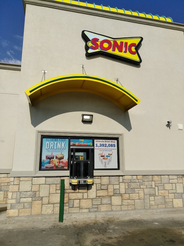 Sonic Drive-In 79764