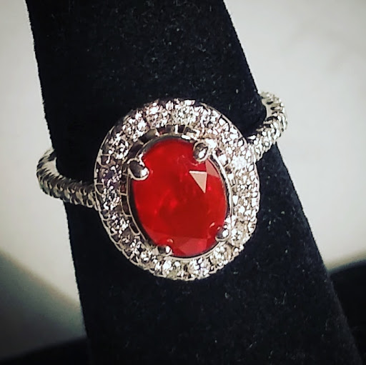 Jewelry Store «Boston Jewelry Company», reviews and photos, 291 Watertown St, Newton, MA 02458, USA