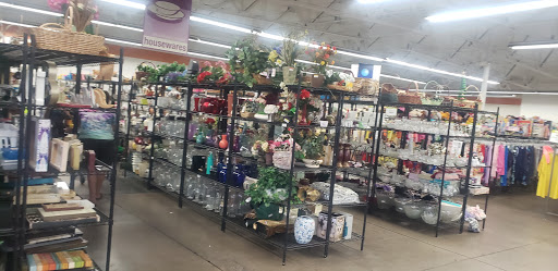 Thrift Store «Goodwill Retail Store & Donation Center», reviews and photos
