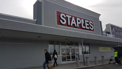 Staples, 345 Rockaway Turnpike, Lawrence, NY 11559, USA, 