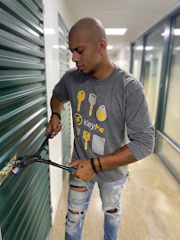 KeyMe Locksmiths - Photo 8 - Car repair in Gardena, CA, Long Beach