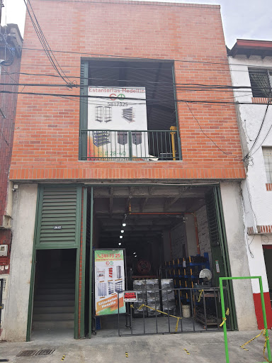 Metal shelves Medellin