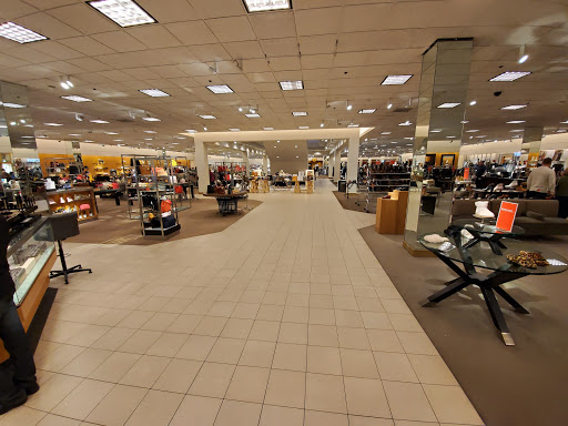 Department Store «Nordstrom Clackamas Town Center», reviews and photos, 11900 SE 82nd Ave, Happy Valley, OR 97086, USA