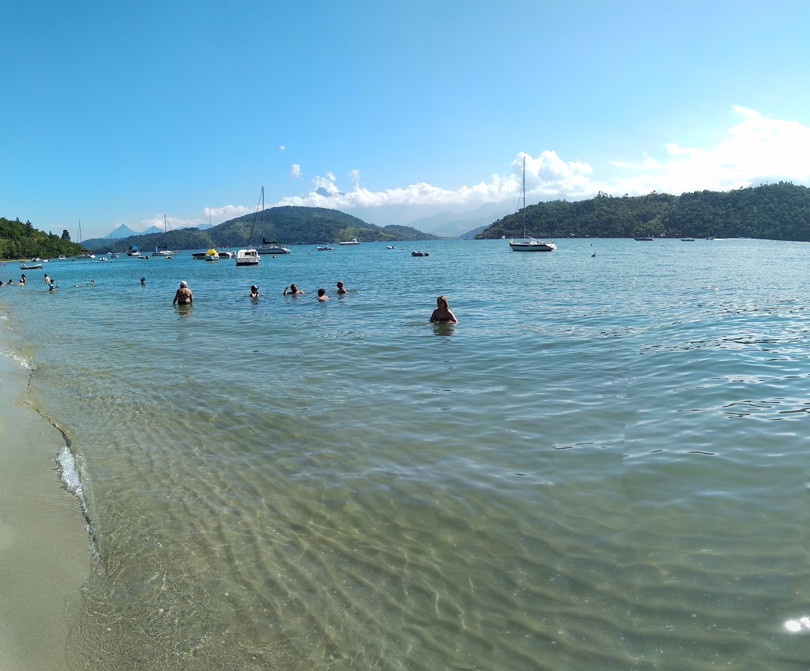 Morada do Pontal Beach'in fotoğrafı - rahatlamayı sevenler arasında popüler bir yer