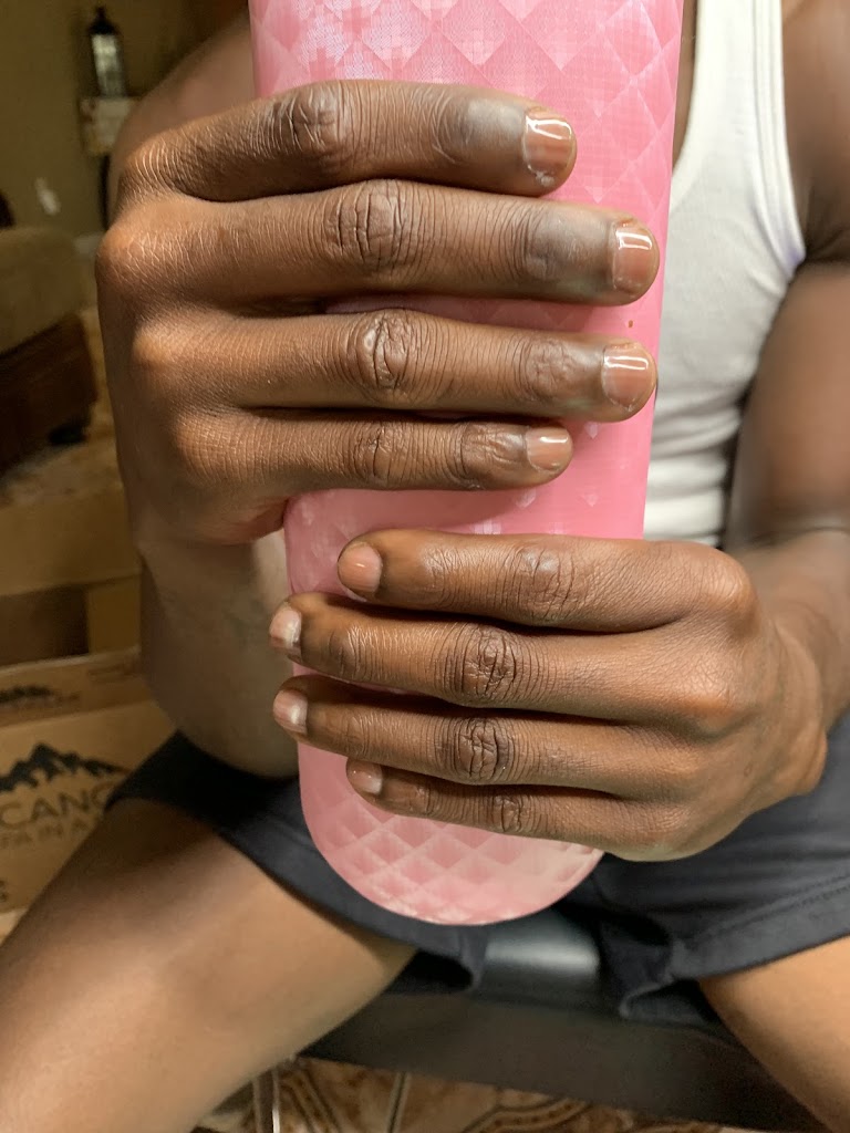Nazir’s Nail & Beauty Bar 32808