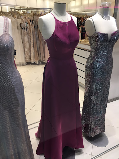 Dress Store «Camille La Vie», reviews and photos, 5 Woodfield Mall D352A, Schaumburg, IL 60173, USA