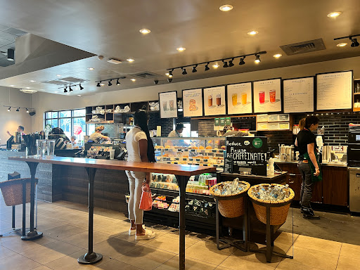Coffee Shop «Starbucks», reviews and photos, 14 Fenn Rd, Newington, CT 06111, USA