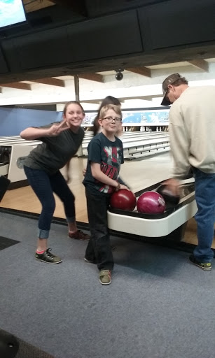 Bowling Alley «Terrell Bowling Center», reviews and photos, 2500 W Moore Ave, Terrell, TX 75160, USA