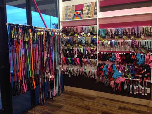 Pet Groomer «Woof Gang Bakery Rockwall», reviews and photos, 832 Steger Towne Rd, Rockwall, TX 75032, USA