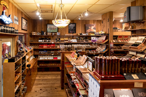 Cigar Shop «La Casa Del Tabaco Cigar Lounge», reviews and photos, 3330 Piedmont Rd NE #20, Atlanta, GA 30305, USA