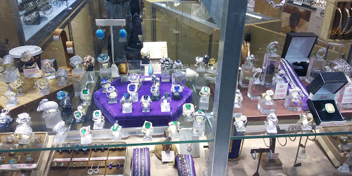 Historical Landmark «The Woolworth Building», reviews and photos, 233 Broadway, New York, NY 10007, USA