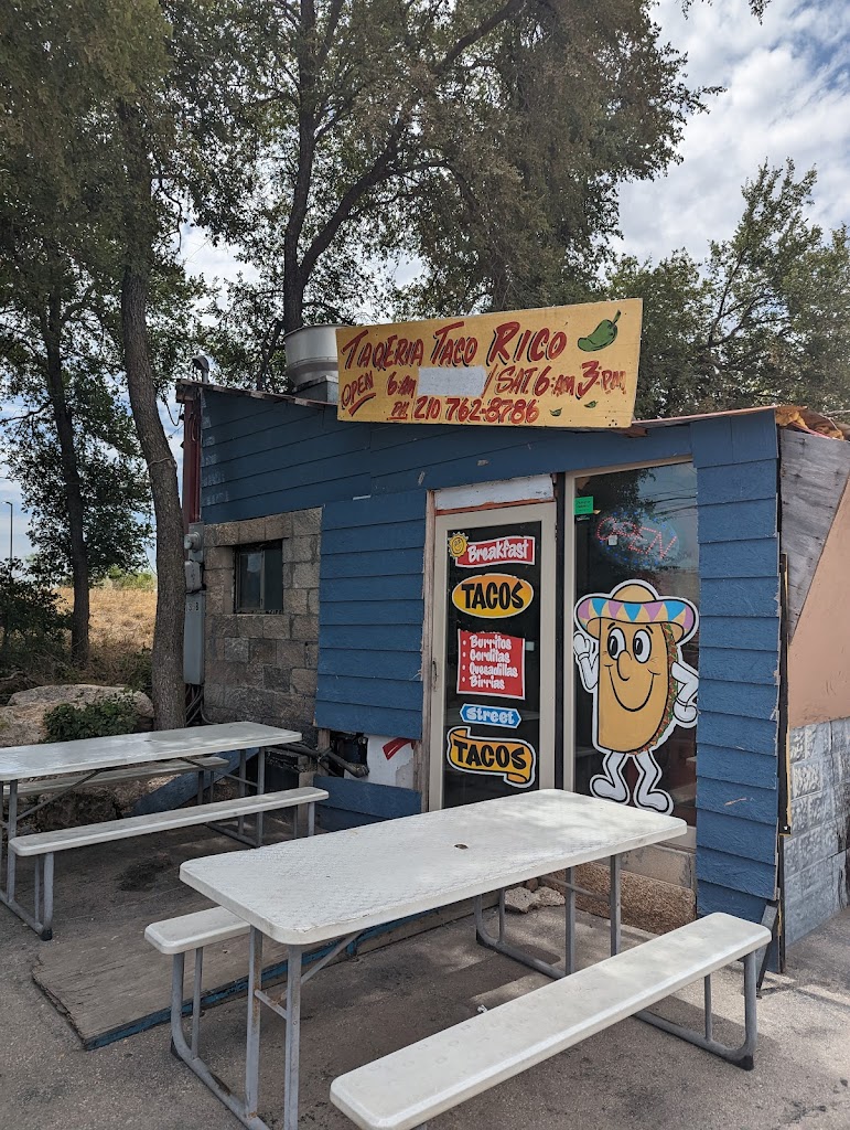 Taqueria Taco Rico 78130