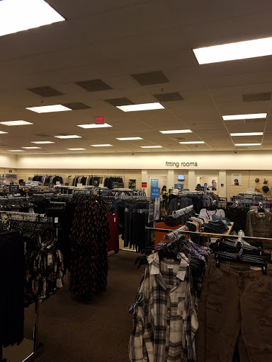 Department Store «Nordstrom Rack Laguna Hills Mall», reviews and photos, 23541 Calle De La Louisa, Laguna Hills, CA 92653, USA