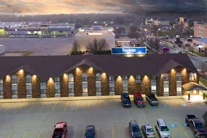 Travelodge by Wyndham Elkhart image